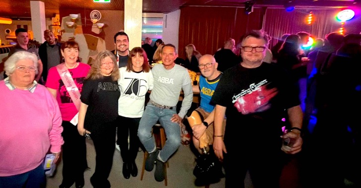 ABBA fan group at Bombies 2026